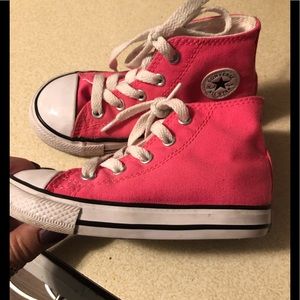 Converse shoes size 8 toddler